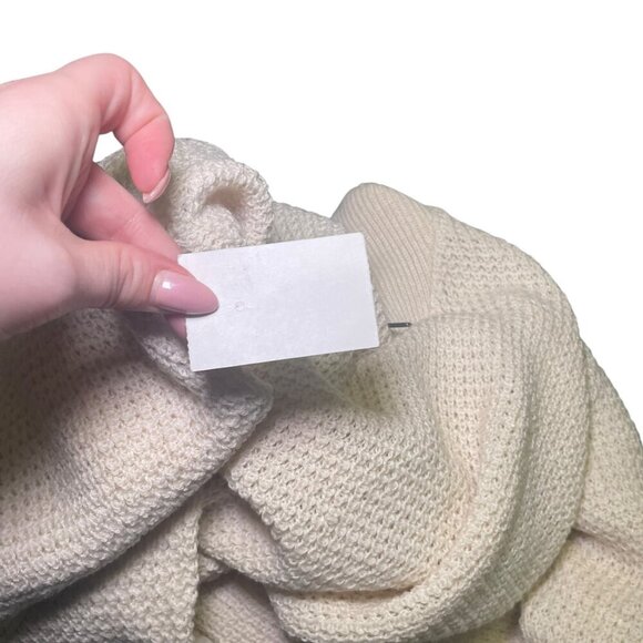 RDI Cream Quarter Zip Pullover Sweater Size Small NWT - Picture 3 of 7